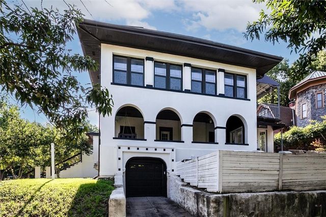 401 E 36th Street, Kansas City, MO 64109