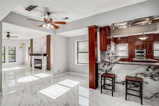 401 E 36th Street, Kansas City, MO 64109