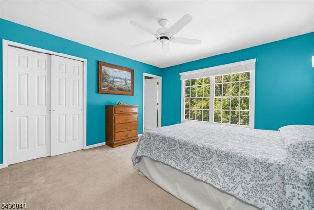 14 Hawk Dr, Raritan Twp., NJ 08551