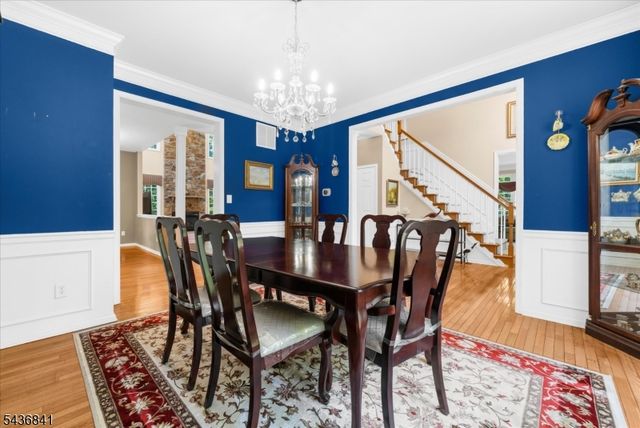 14 Hawk Dr, Raritan Twp., NJ 08551