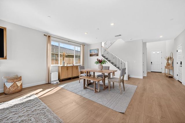 3316 Parasol Ct, Folsom, CA 95630