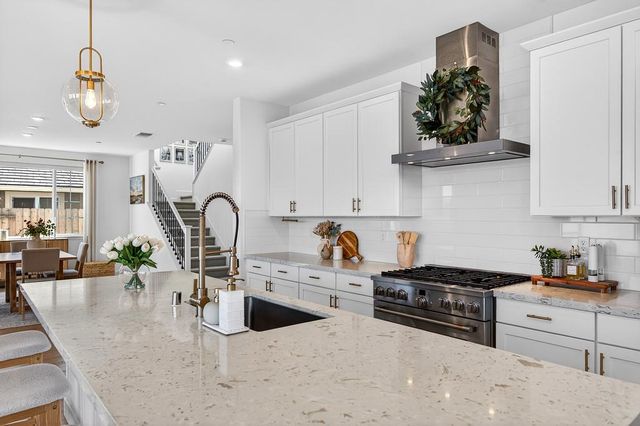 3316 Parasol Ct, Folsom, CA 95630