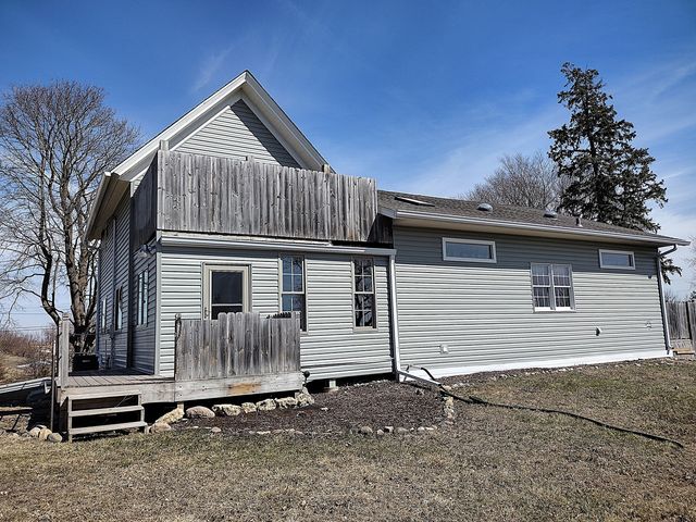 8806 Trask Bridge Road, Rockford, IL 61101