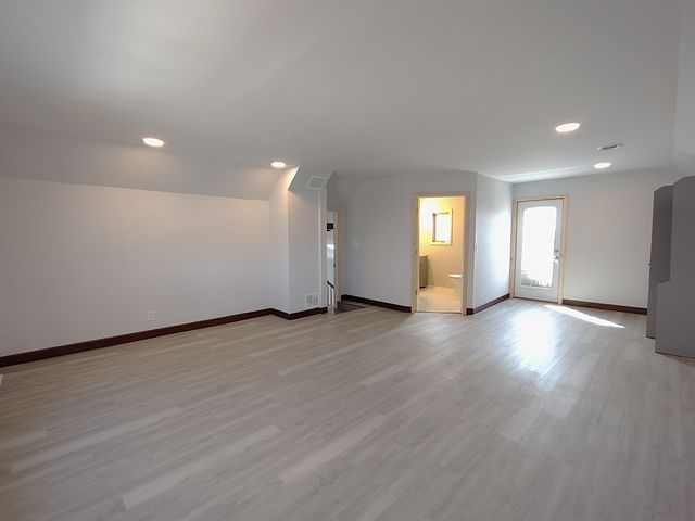 8806 Trask Bridge Road, Rockford, IL 61101