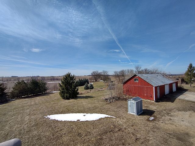 8806 Trask Bridge Road, Rockford, IL 61101