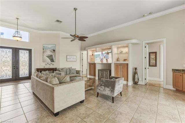 2602 Cape Coral PKWY W, Cape Coral, FL 33914