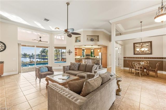 2602 Cape Coral PKWY W, Cape Coral, FL 33914