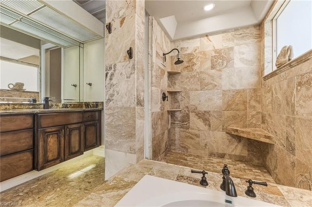 2602 Cape Coral PKWY W, Cape Coral, FL 33914