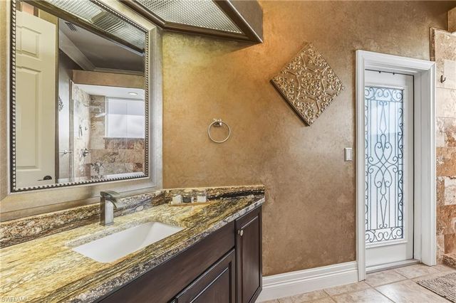 2602 Cape Coral PKWY W, Cape Coral, FL 33914