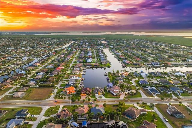 2602 Cape Coral PKWY W, Cape Coral, FL 33914