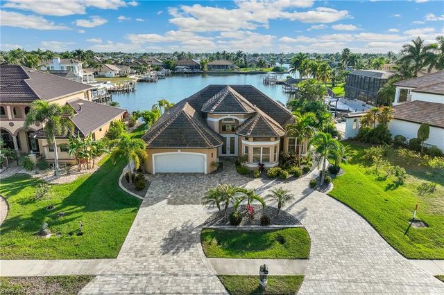 2602 Cape Coral PKWY W, Cape Coral, FL 33914
