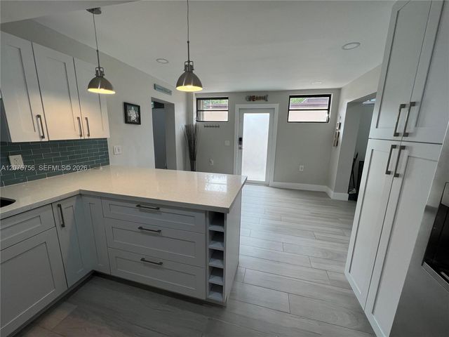 15012 Royal Palm Avenue 15012, Miami Lakes, FL 33014