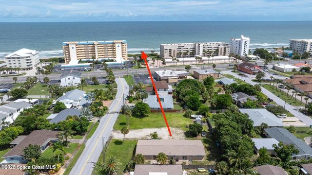 137 Washington Avenue A, Indialantic, FL 32903