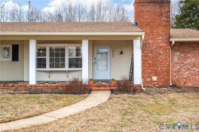 1863 Mill Quarter Rd, Powhatan, VA 23139