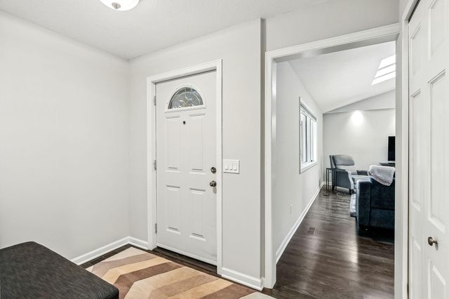 275 Frankland Street, Mahtomedi, MN 55115