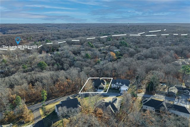 6 Burwell Drive, Bella Vista, AR 72714