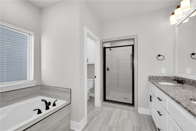 6 Burwell Drive, Bella Vista, AR 72714