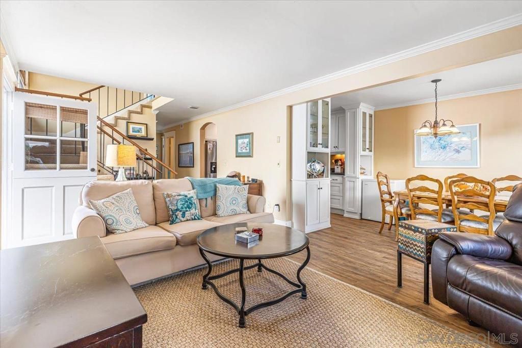 1064 Isabella Ave, Coronado, CA 92118