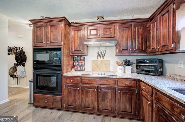613 Hall Station Road, Kingston, GA 30145