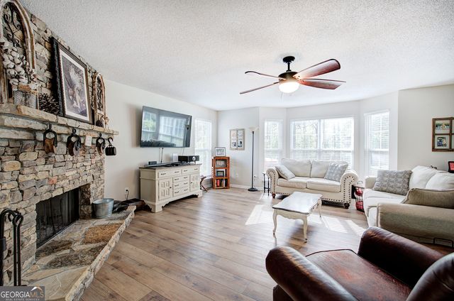 613 Hall Station Road, Kingston, GA 30145