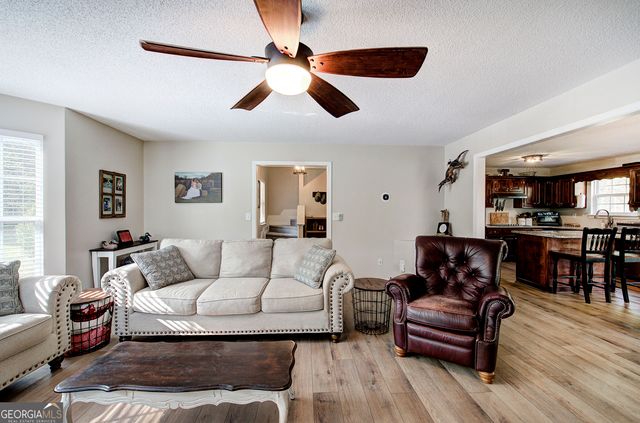 613 Hall Station Road, Kingston, GA 30145