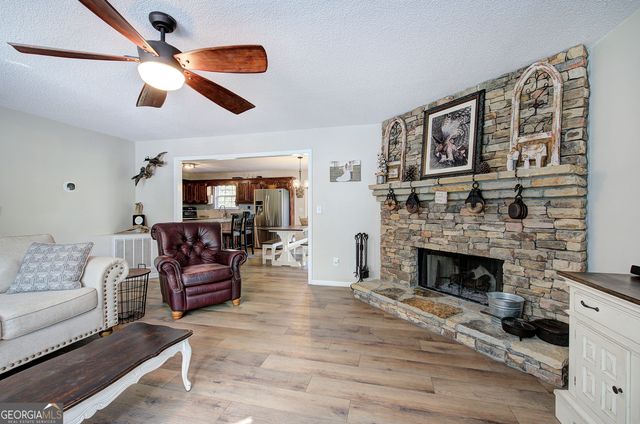 613 Hall Station Road, Kingston, GA 30145