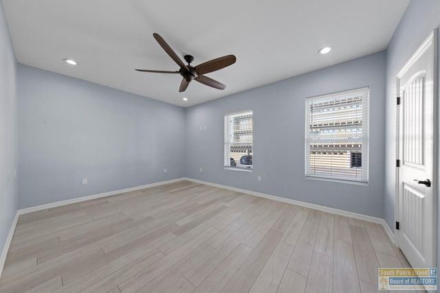 1013 Tarpon Ave, Port Isabel, TX 78578