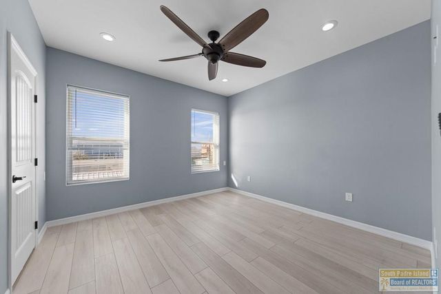 1013 Tarpon Ave, Port Isabel, TX 78578