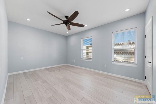 1013 Tarpon Ave, Port Isabel, TX 78578