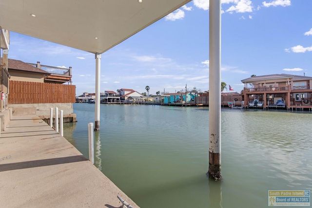 1013 Tarpon Ave, Port Isabel, TX 78578