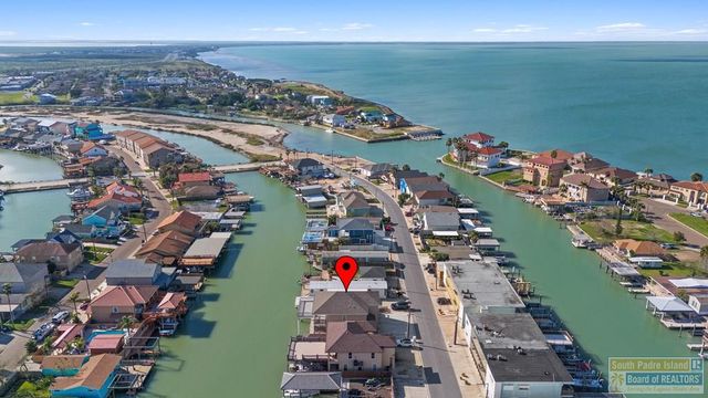 1013 Tarpon Ave, Port Isabel, TX 78578