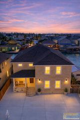 1013 Tarpon Ave, Port Isabel, TX 78578