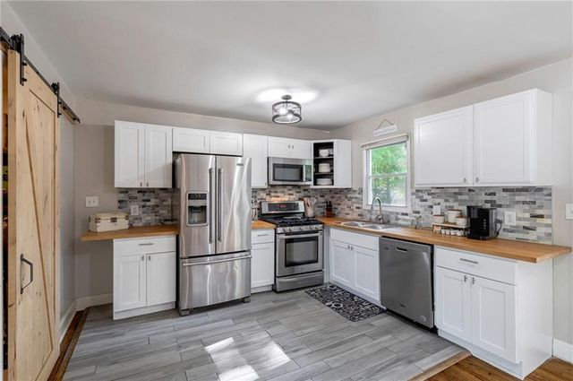 3092 Biggern Avenue SE, Smyrna, GA 30082
