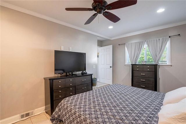 3092 Biggern Avenue SE, Smyrna, GA 30082