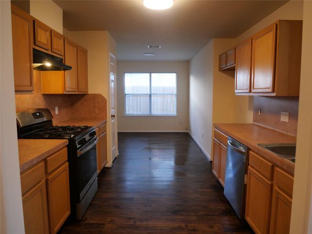 2311 Flint Brook Court, Fresno, TX 77545