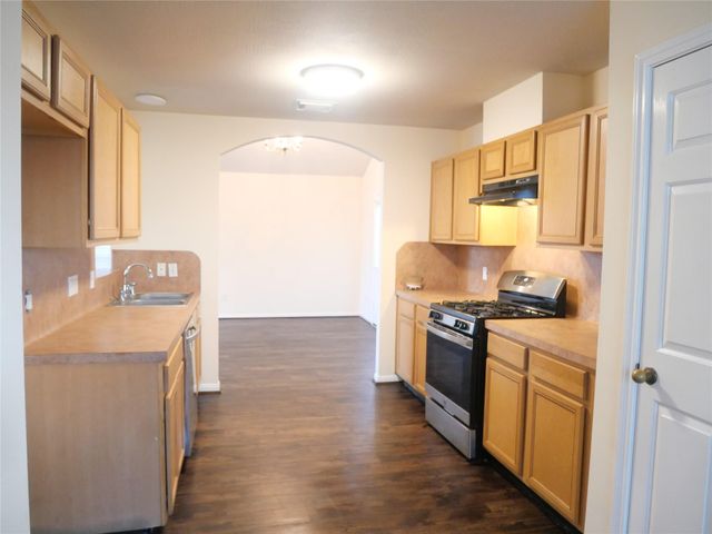 2311 Flint Brook Court, Fresno, TX 77545