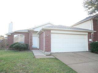 2311 Flint Brook Court, Fresno, TX 77545