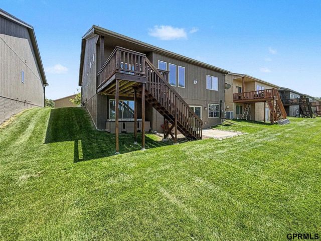 7006 N 143 Circle, Omaha, NE 68142