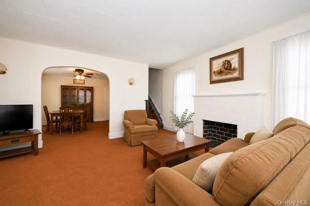 171-37 Courtney Avenue, Flushing, NY 11358