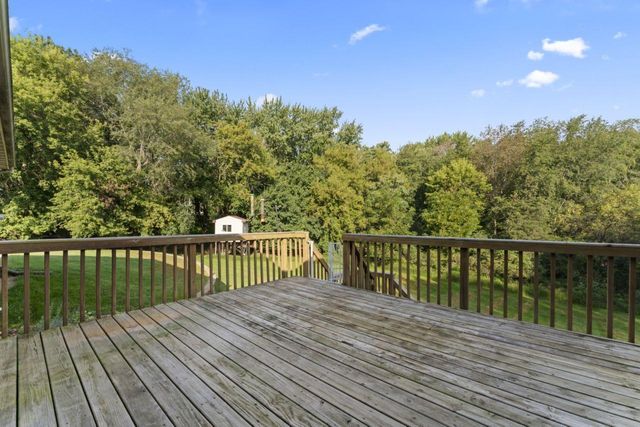 1057 Ridge Crest Lane NW, Rochester, MN 55901