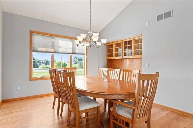 1057 Ridge Crest Lane NW, Rochester, MN 55901