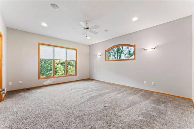 1057 Ridge Crest Lane NW, Rochester, MN 55901