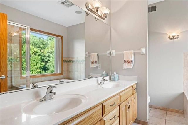 1057 Ridge Crest Lane NW, Rochester, MN 55901