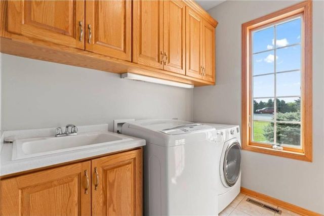 1057 Ridge Crest Lane NW, Rochester, MN 55901