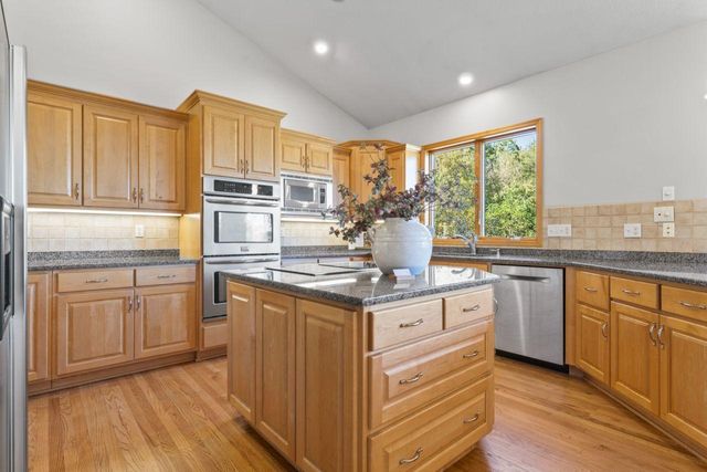 1057 Ridge Crest Lane NW, Rochester, MN 55901