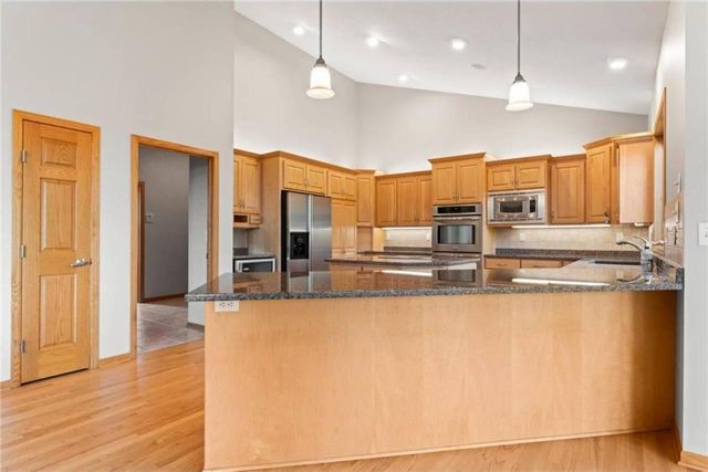 1057 Ridge Crest Lane NW, Rochester, MN 55901