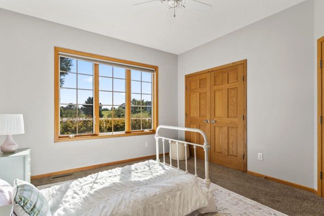 1057 Ridge Crest Lane NW, Rochester, MN 55901