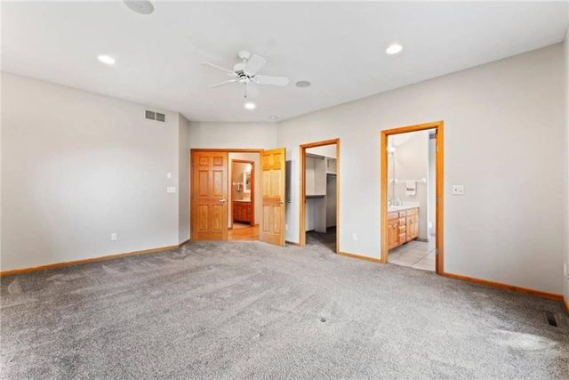 1057 Ridge Crest Lane NW, Rochester, MN 55901