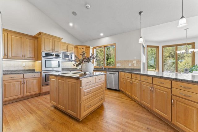 1057 Ridge Crest Lane NW, Rochester, MN 55901