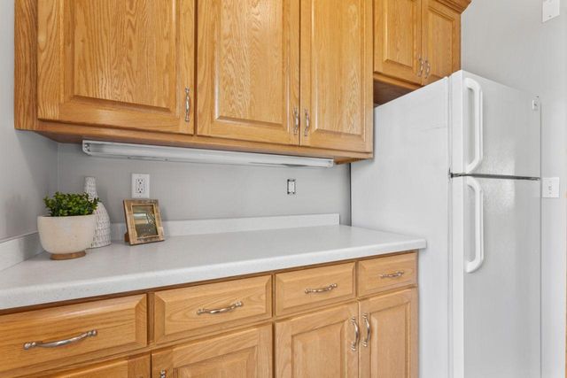 1057 Ridge Crest Lane NW, Rochester, MN 55901